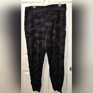 Lululemon align camo joggers